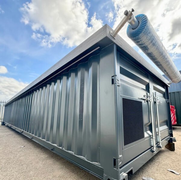 pool-cont81.jpg 12M / 40ft Container Swimming Pool