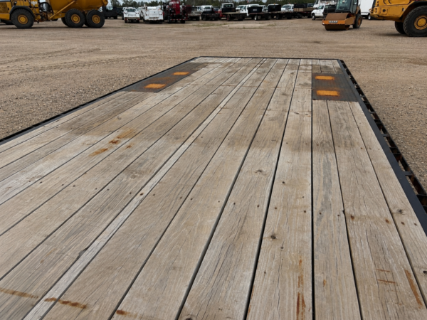 Used 20 ft Tandem Axle Flatbed Equipment Trailer | Heavy Duty Wood Deck